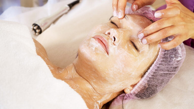 Deep Purity Cleansing Facial